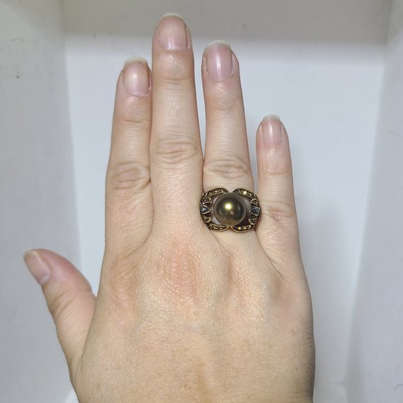 STUNNING-Heidi Daus Simulated Pearl Ring W Irridescent Rhinestones, EUC Size 7 - Picture 5 of 5